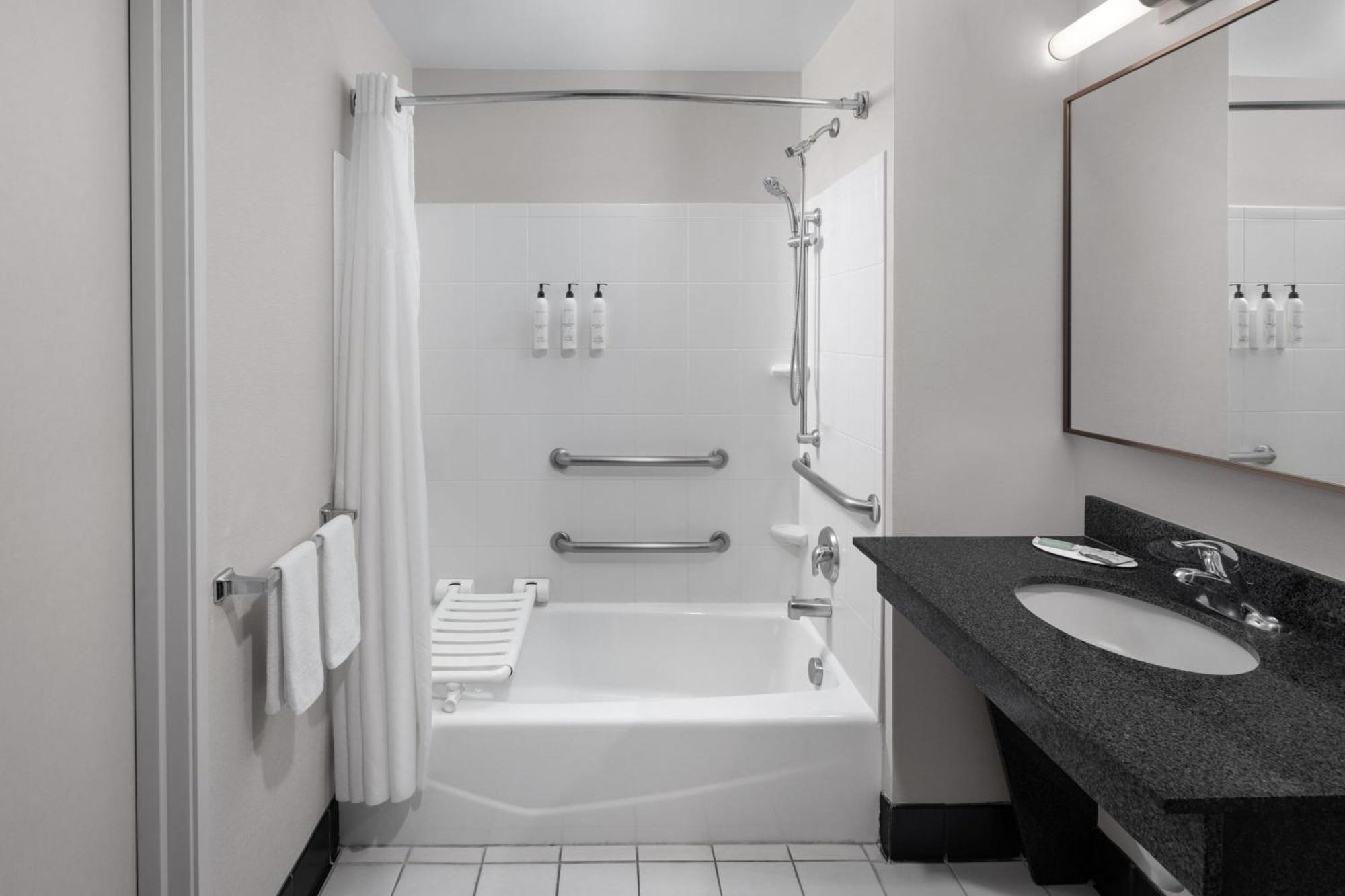 Fairfield Inn & Suites Ричфийлд Екстериор снимка